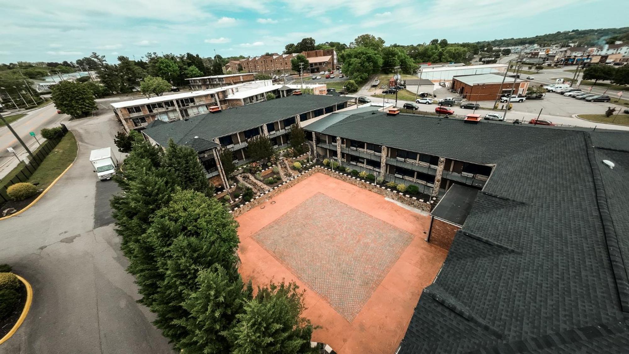 Riverside Inn & Suites By Oyo Danville Ceaser Casino Zewnętrze zdjęcie