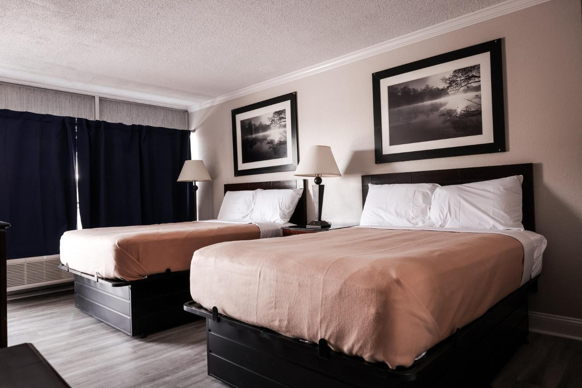 Riverside Inn & Suites By Oyo Danville Ceaser Casino Zewnętrze zdjęcie