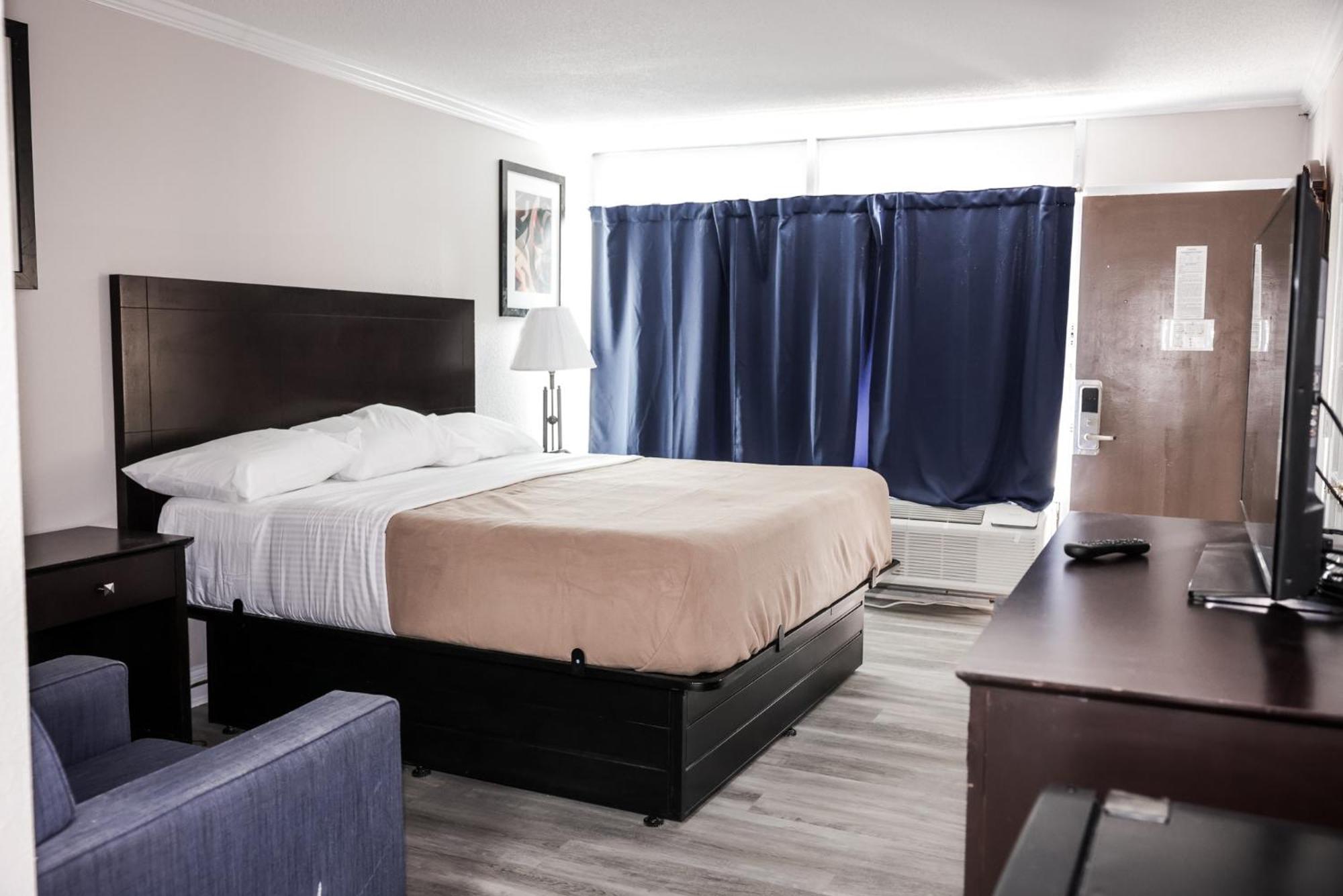 Riverside Inn & Suites By Oyo Danville Ceaser Casino Zewnętrze zdjęcie